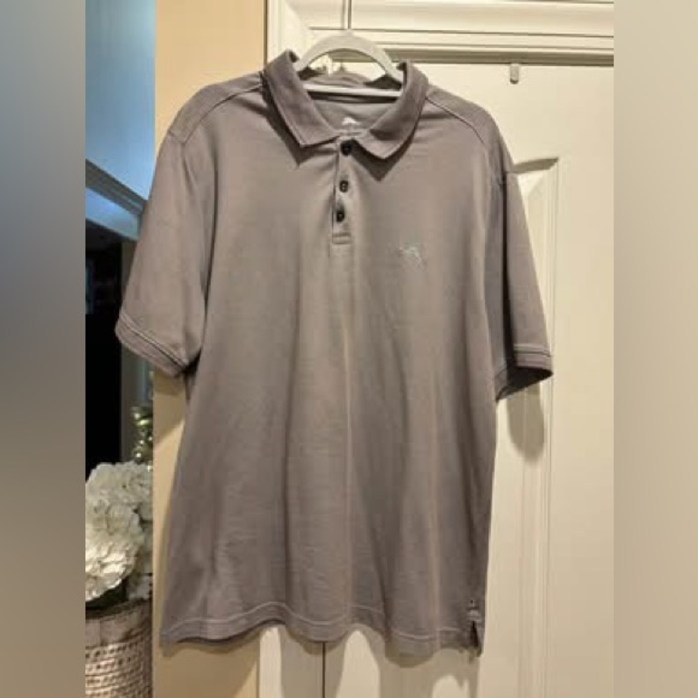 Tommy Bahama - Bay Stripe IslandZone Polo short sleeve size XL. Grey stripe